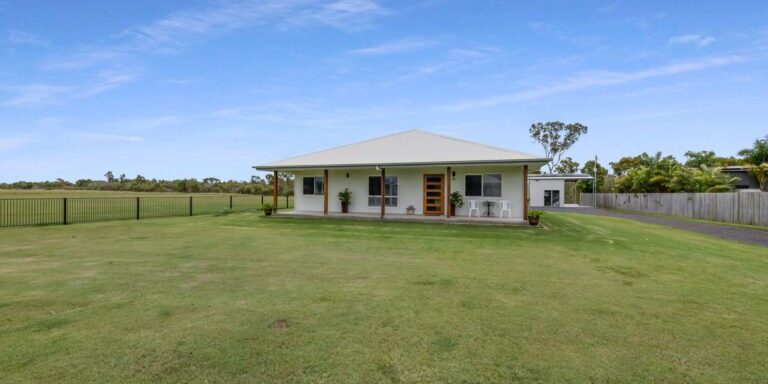 What Every Homeowner Should Know Before Buying a Block of Land