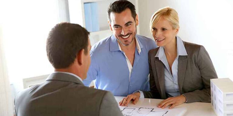 builder meeting with clients